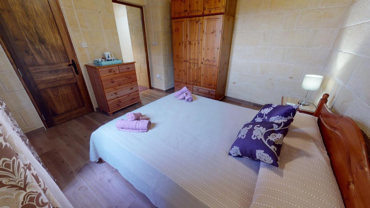 Qala Bed&Breakfast With Swimming Pool - Il-Wenniessa Εξωτερικό φωτογραφία