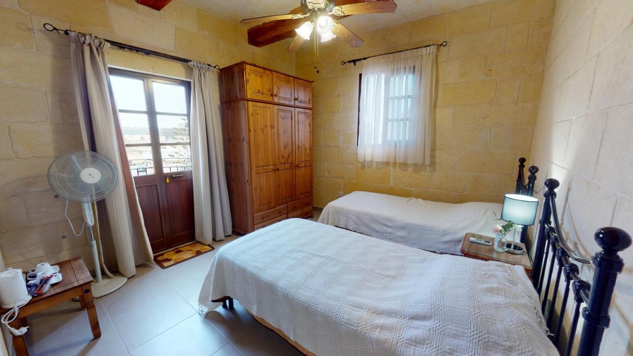 Qala Bed&Breakfast With Swimming Pool - Il-Wenniessa Εξωτερικό φωτογραφία