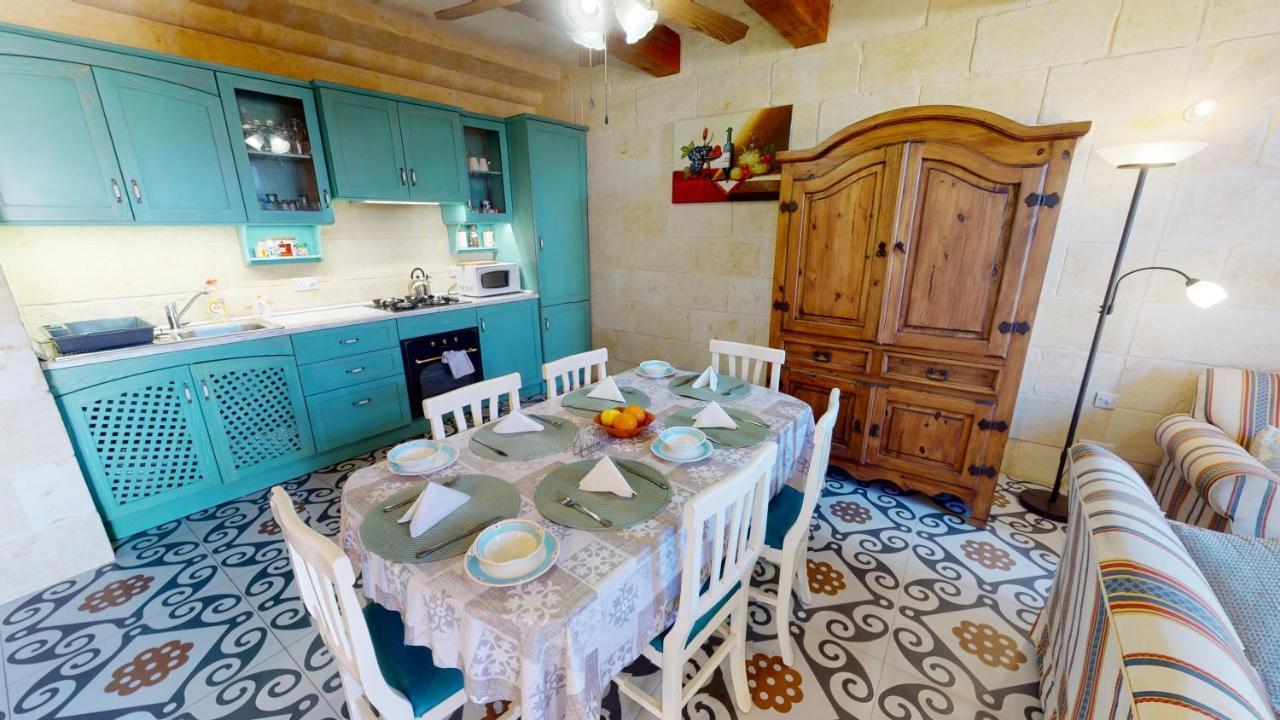 Qala Bed&Breakfast With Swimming Pool - Il-Wenniessa Εξωτερικό φωτογραφία