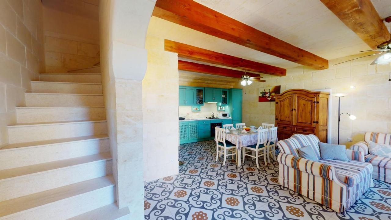 Qala Bed&Breakfast With Swimming Pool - Il-Wenniessa Εξωτερικό φωτογραφία